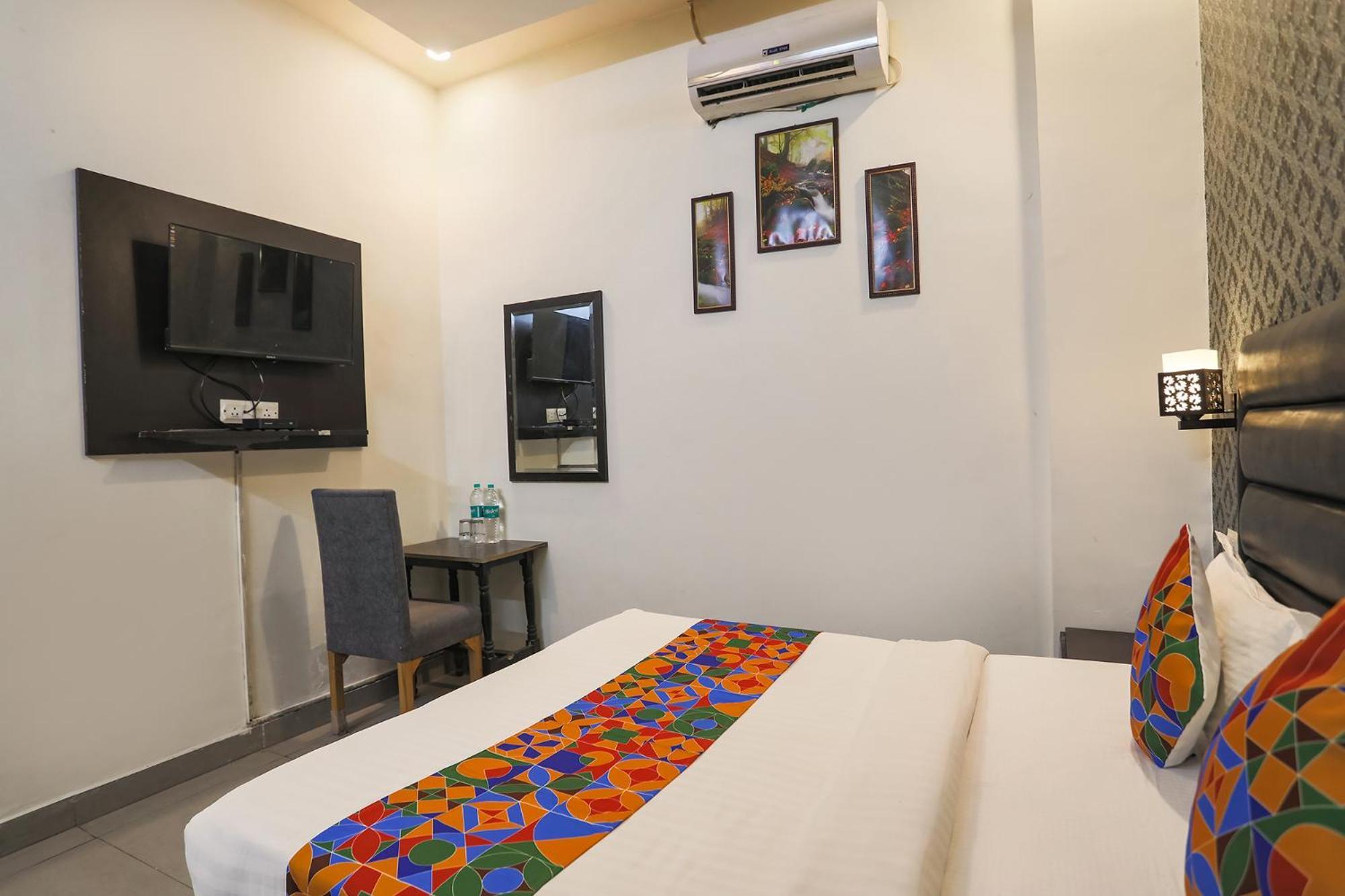 Fabhotel The Diamond Ghaziabad Eksteriør bilde