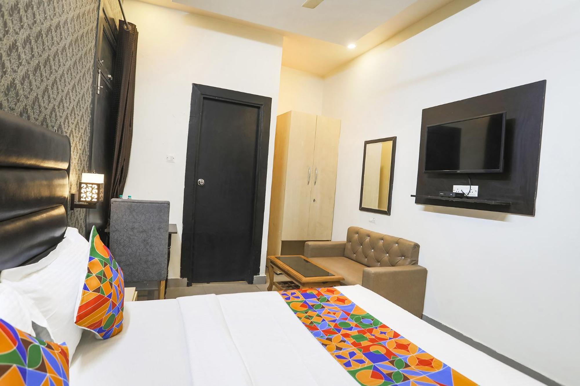 Fabhotel The Diamond Ghaziabad Eksteriør bilde
