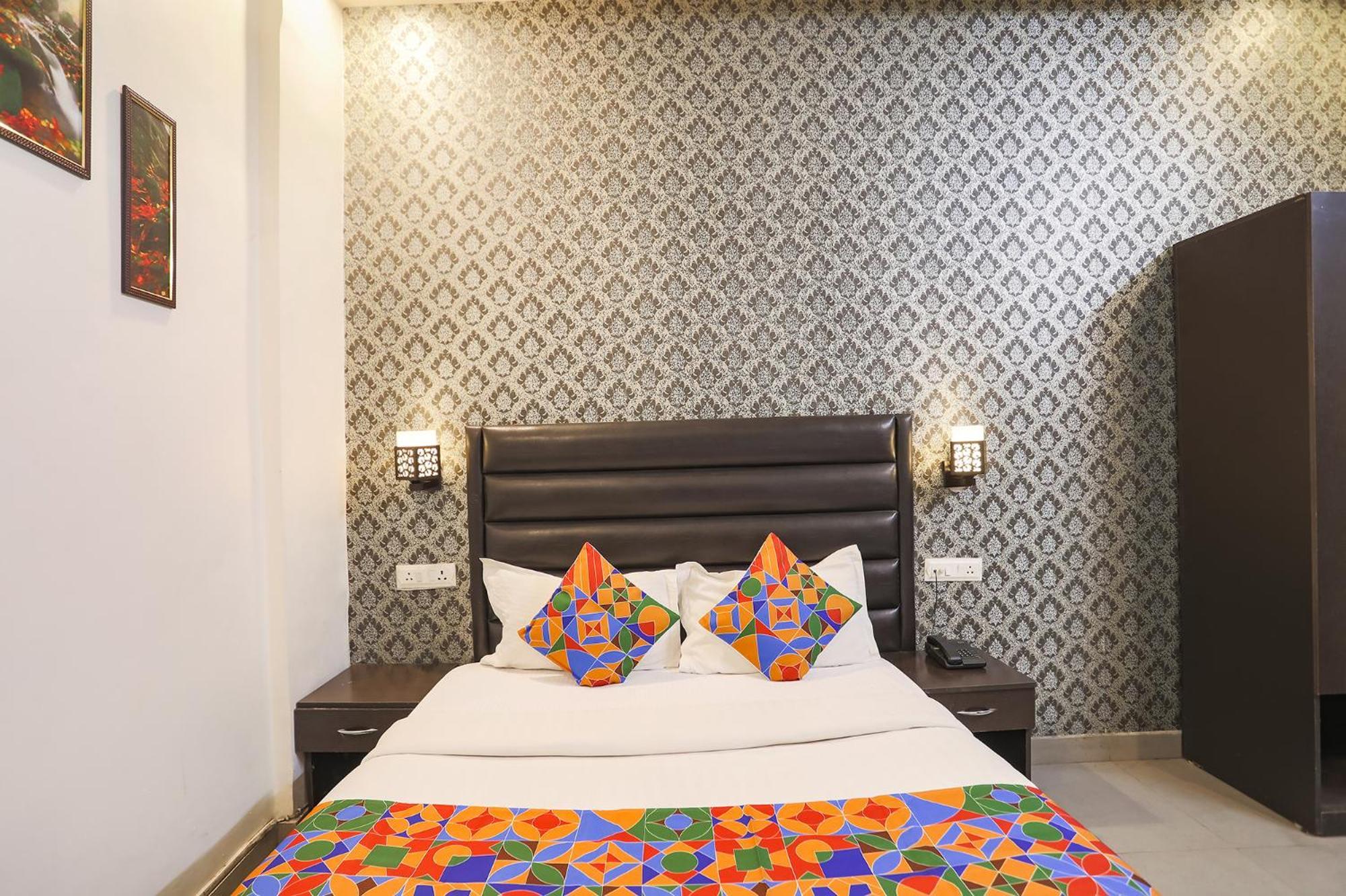Fabhotel The Diamond Ghaziabad Eksteriør bilde